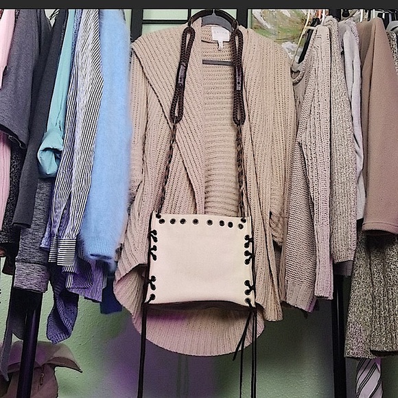 Unsure look for boho Leather canvas braided Crossbody Purse copper rings fringe - Picture 8 of 9